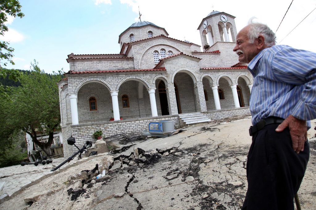 Ροπωτό Τρικάλων: Το χωριό που βούλιαξε μέσα σε τεράστιες ρωγμές του εδάφους