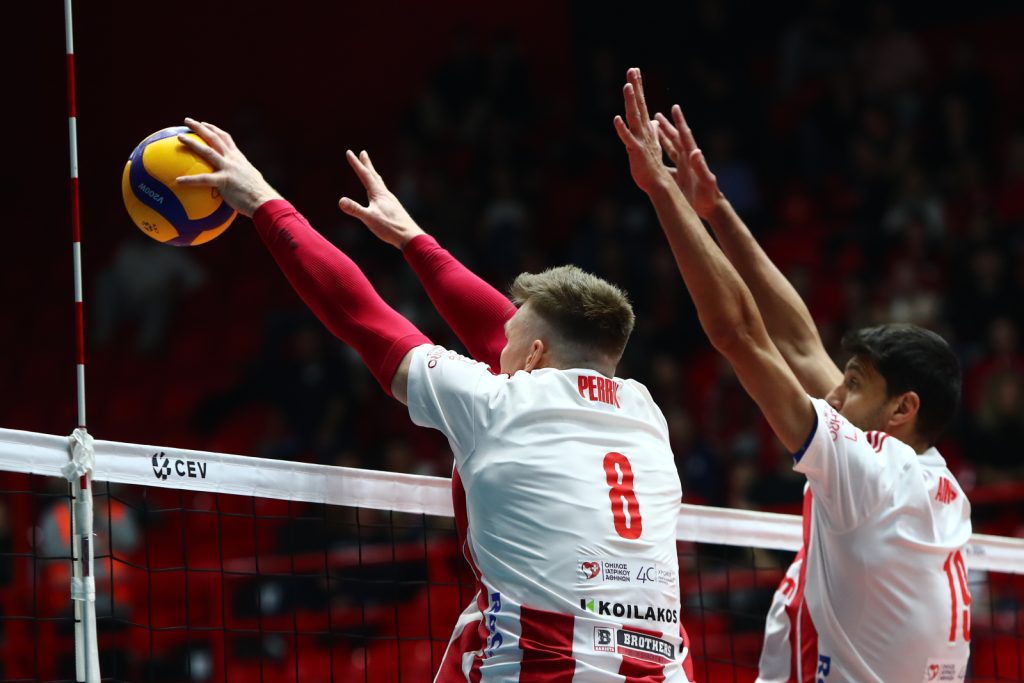 Ολυμπιακός-Παναθηναϊκός 2-3: Διπλό με ανατροπή και μια νίκη μακριά από τον τίτλο οι πράσινοι