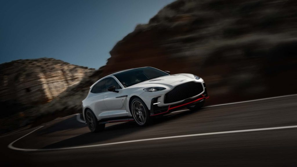 Aston Martin DBX S: Βρετανική πυγμή