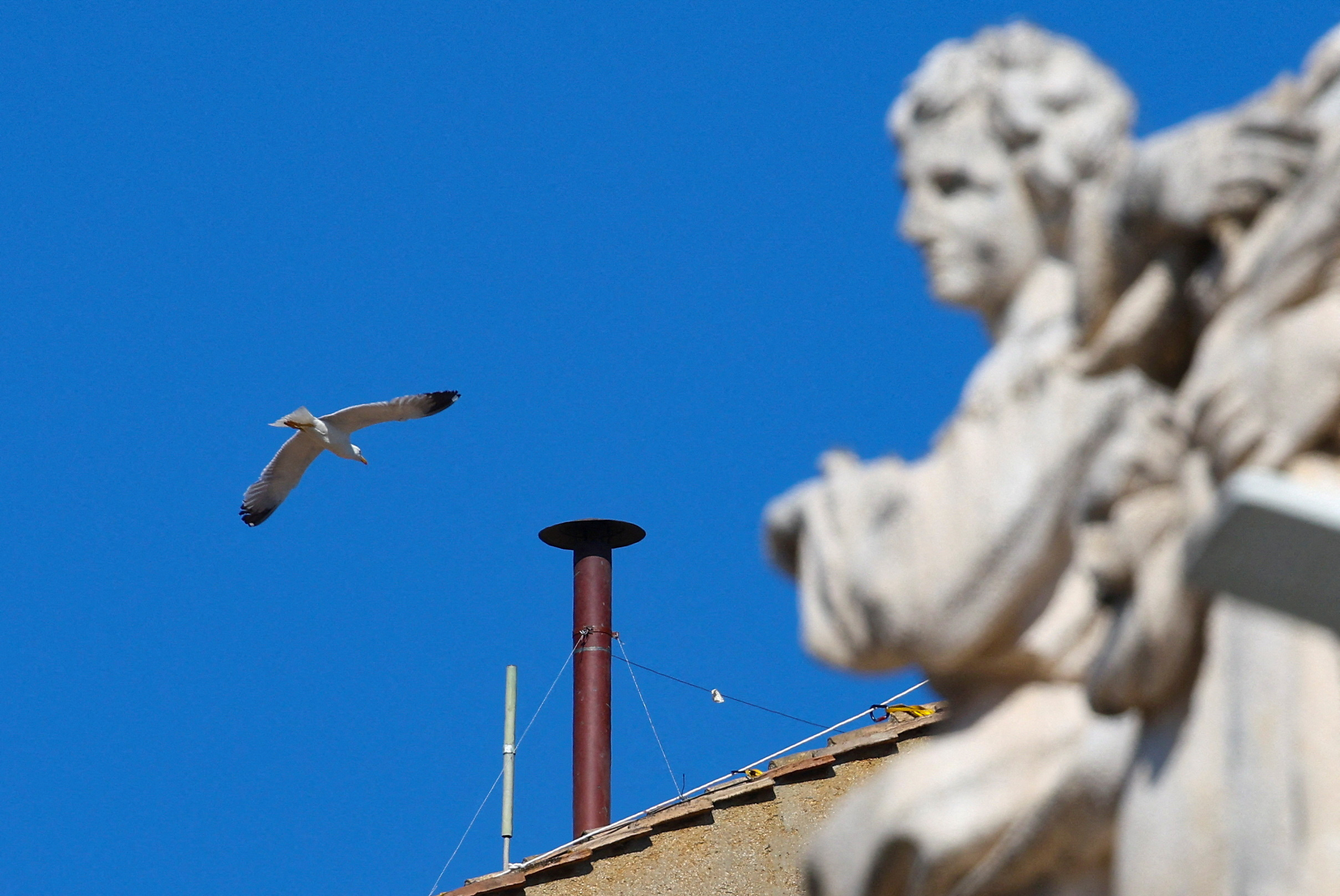 Βατικανό: Πώς το φαγητό επηρεάζει την εκλογή του Πάπα – Περιορισμοί και απαγορεύσεις