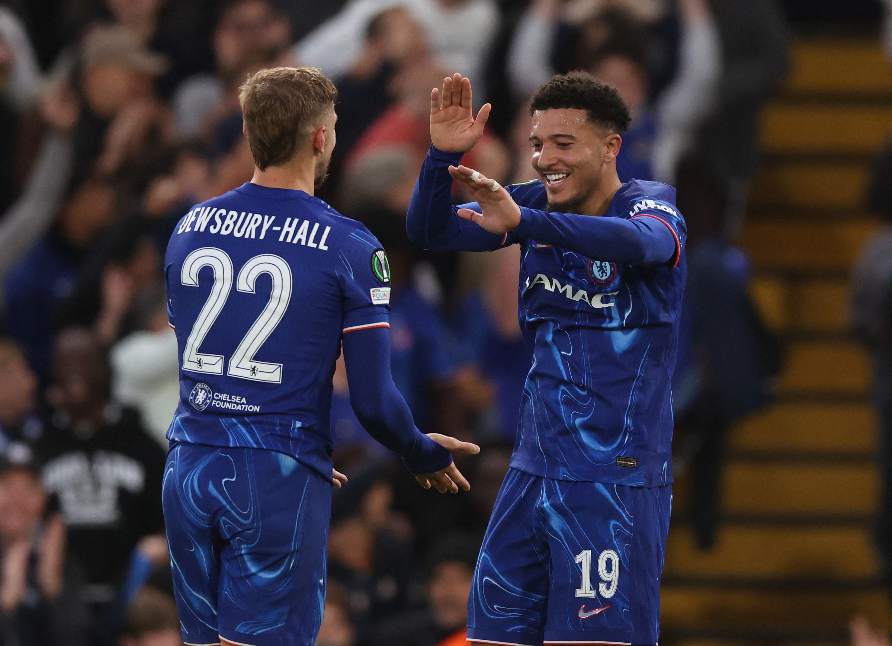 Conference League: Τσέλσι ή Μπέτις θα διαδεχτούν τον Ολυμπιακό στο θρόνο