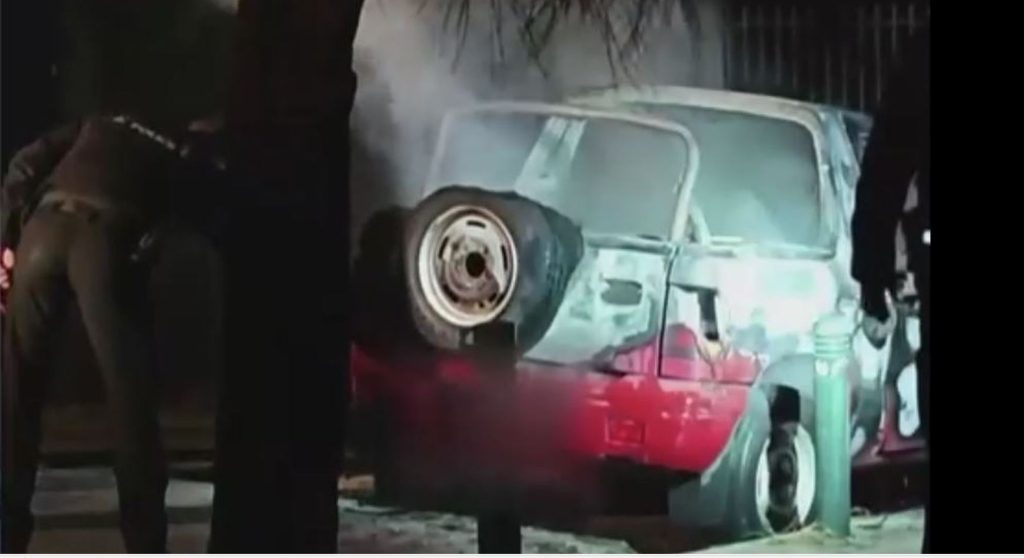 Παγκράτι: Νεκρός μετά από φωτιά σε αυτοκίνητο – Σε συναγερμό η ΕΛΑΣ – Τι εξετάζει