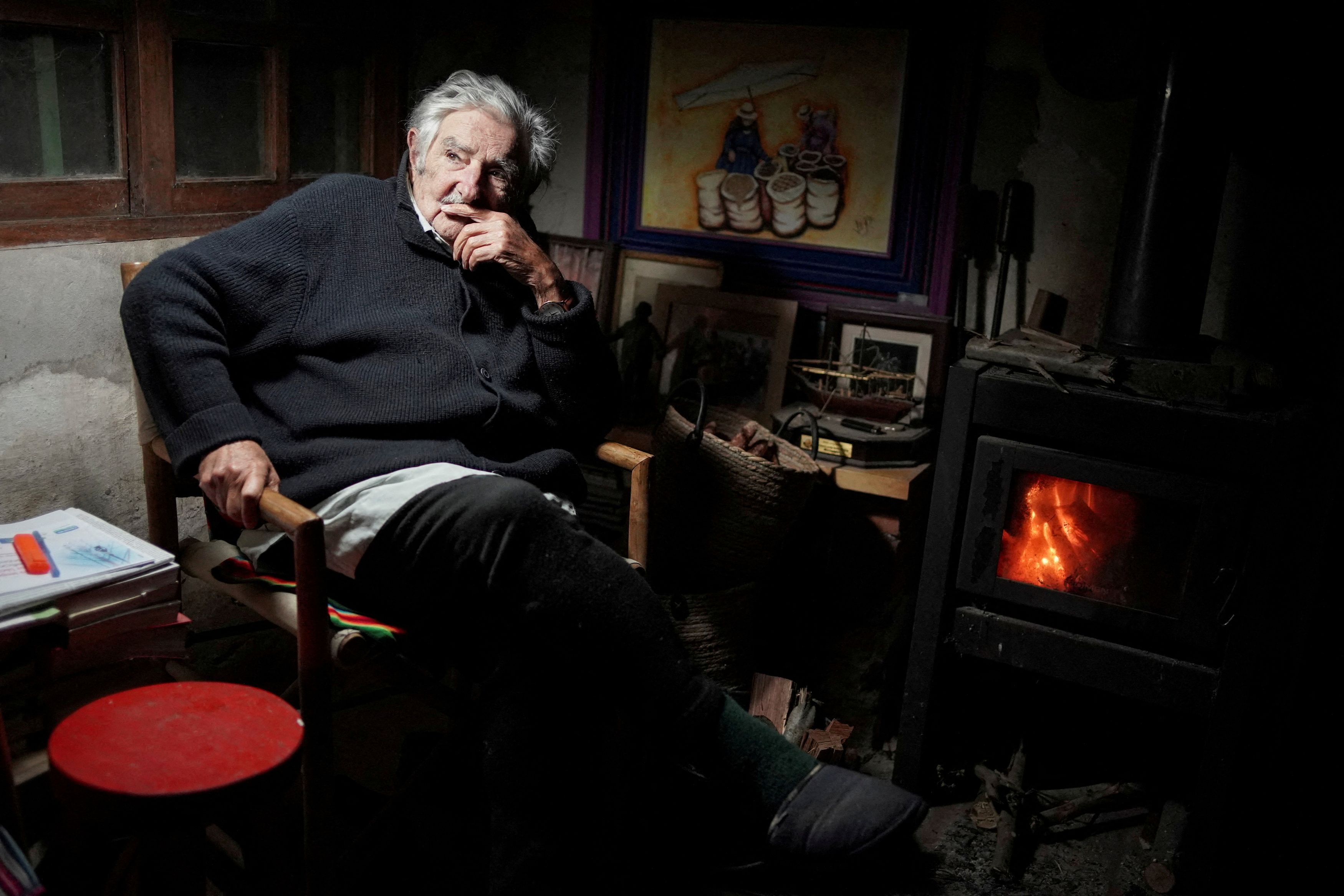 Χοσέ Μουχίκα: Ο αντάρτης με τα χρυσάνθεμα πίστευε ότι το μίσος μάς κάνει πιο ηλίθιους