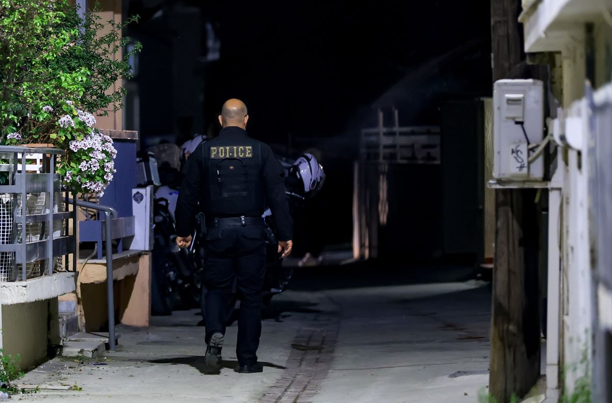 Μητροκτονία στη Λάρισα: Προφυλακίστηκε ο 21χρονος – Ελεύθερος ο ξάδελφός του