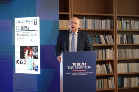 Χαρ. Φείδας στους μαθητές: «Κατορθώσατε να ξεπεράσετε τις προσδοκίες όλων μας»