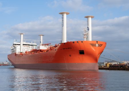 Πώς τα πανιά αναρρόφησης αέρα επαναπροσδιορίζουν την πρόωση των πλοίων