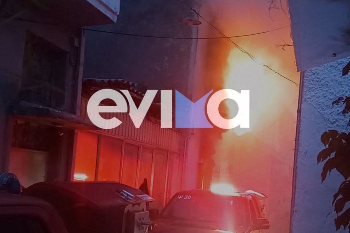 Φωτιά σε σπίτι στα Ψαχνά – Στο νοσοκομείο 80χρονη με εγκαύματα