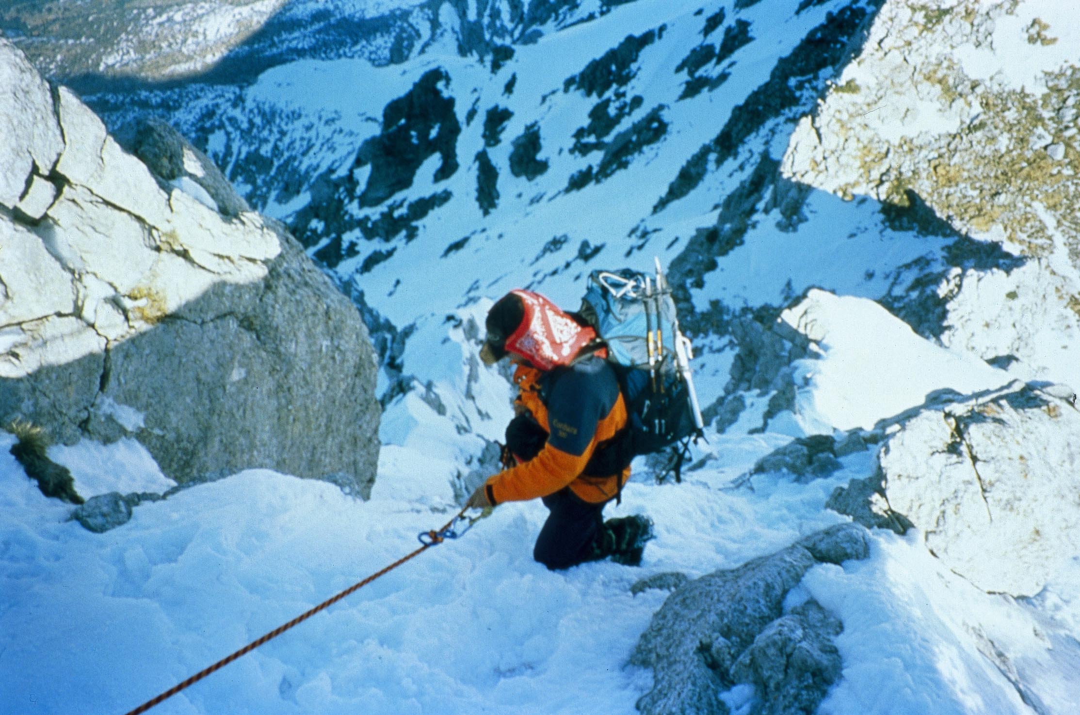 Εβερεστ: Ορειβάτης από το Νεπάλ στην κορυφή για 31η φορά – Κατέρριψε το ρεκόρ του