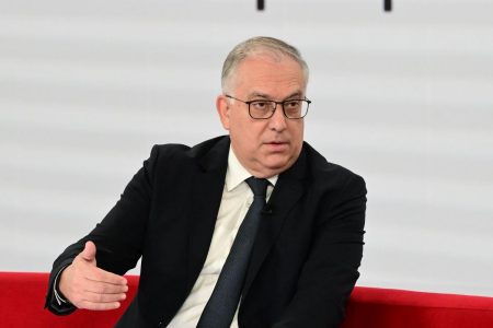 Μήνυμα Θεοδωρικάκου σε σούπερ μάρκετ: «Μειώσεις τιμών σε 1000 κωδικούς»