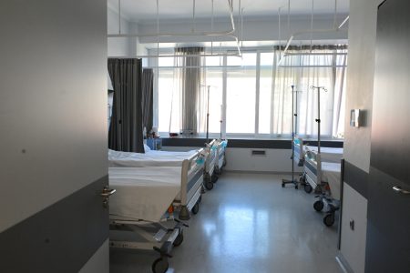 Χωρίς κλιματισμό χειρουργημένοι ασθενείς στον Ευαγγελισμό: Έκοψαν τα καλώδια