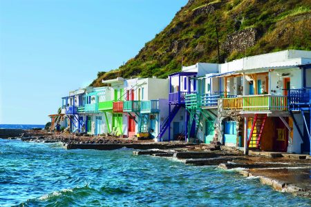 Μήλος: Το καλοκαίρι της σιωπηλής γοητείας