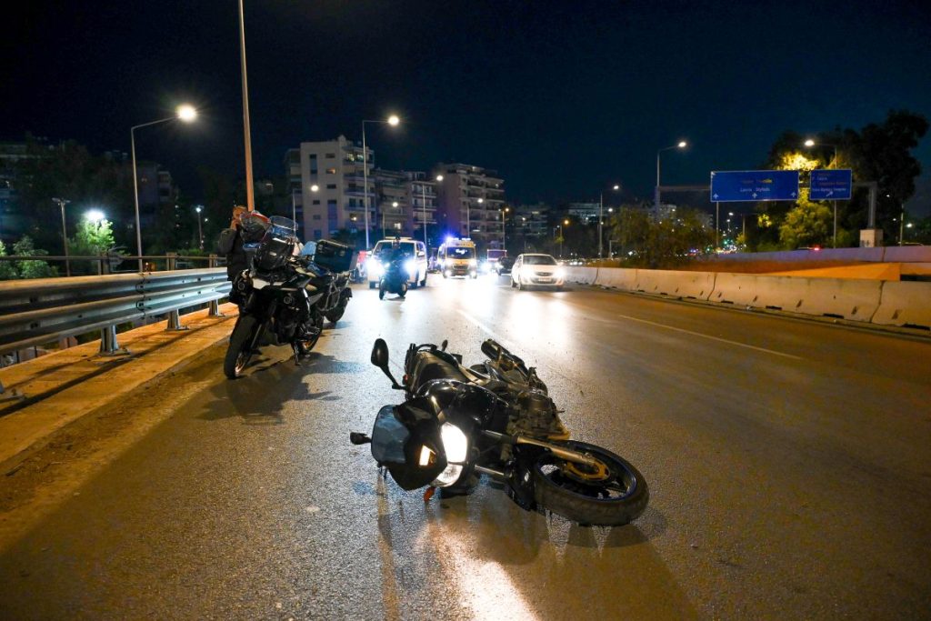 «Σκοτώθηκαν για μία ανοησία» – Δύο νεκροί σε τροχαίο στην Παραλιακή