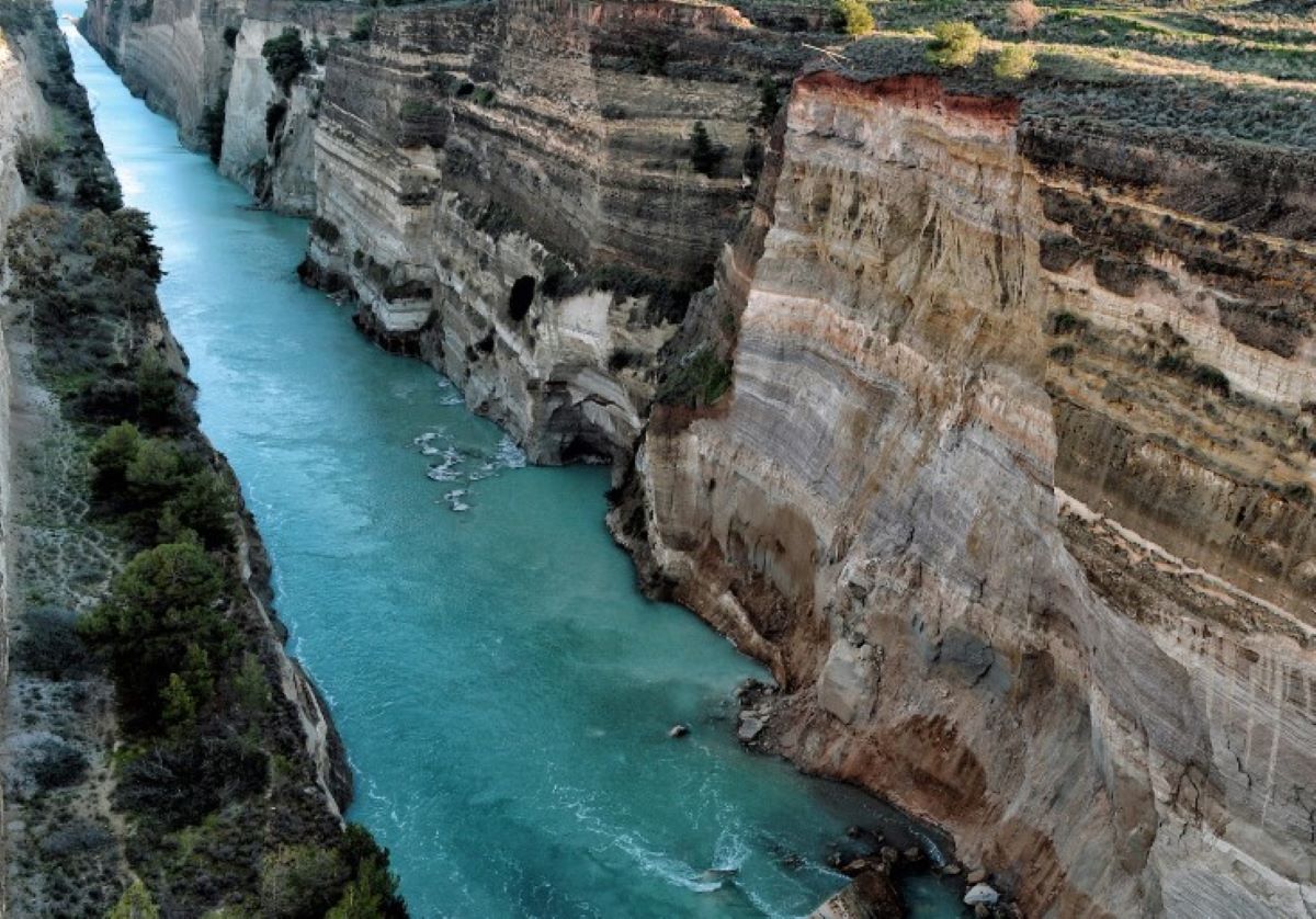 Τι «τρώει» τις ακτές της Ελλάδας και 25 δισ. ευρώ – Ο ρόλος της κλιματικής αλλαγής