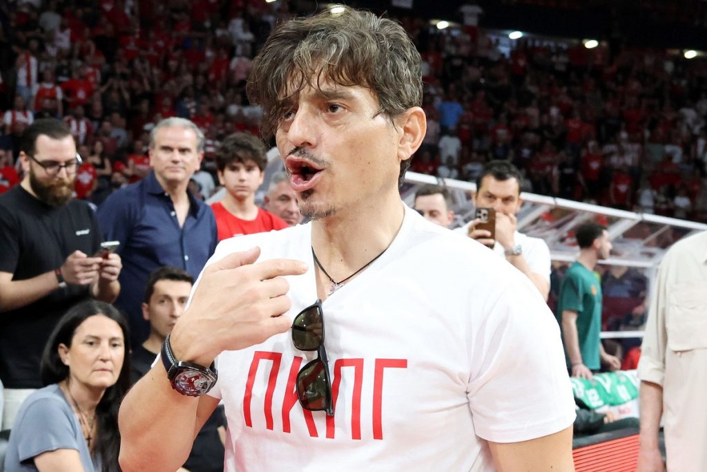 Ο Δημήτρης Γιαννακόπουλος τιμωρήθηκε με απαγόρευση εισόδου στα γήπεδα για δέκα μήνες