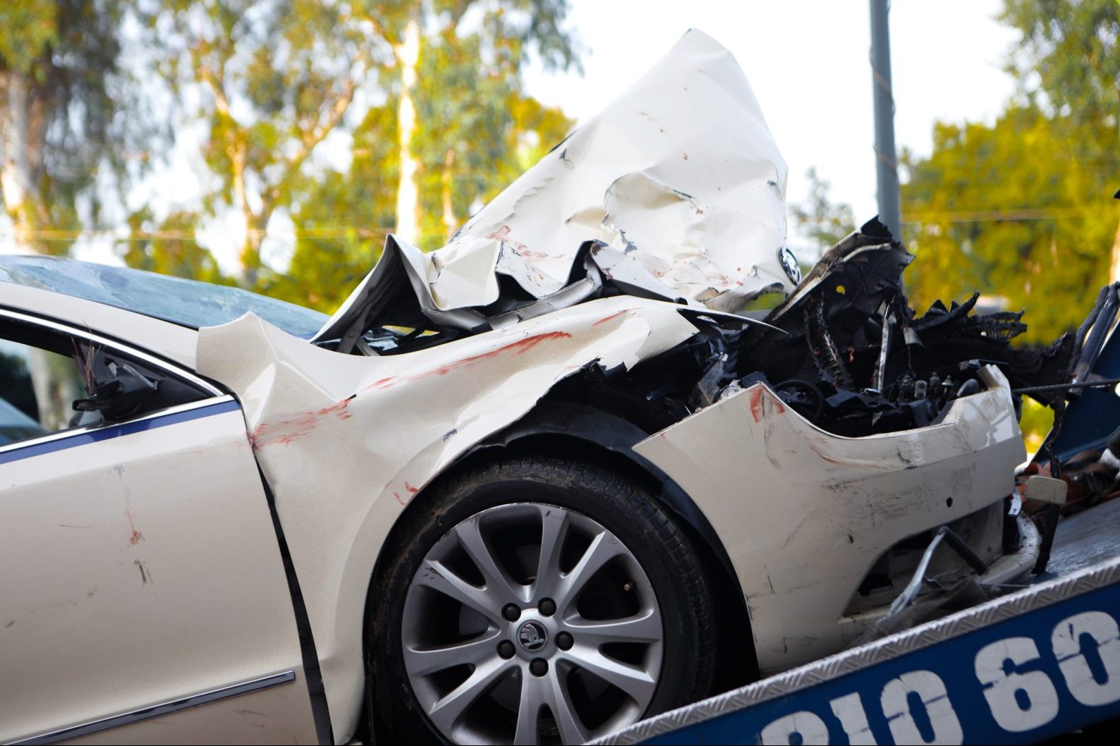 Καρέ-καρέ η θανατηφόρα παράσυρση της 65χρονης στον Άλιμο – Τα δύο σενάρια για τον οδηγό