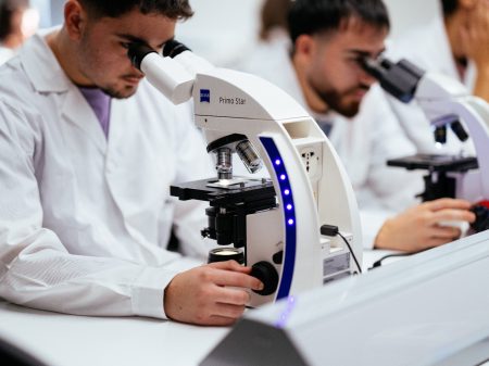 Ο φαρμακοποιός συμβάλλει στην ποιότητα ζωής και στην υγεία των ανθρώπων