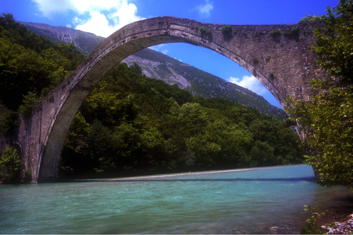 Άρτα: Επανήλθαν οι δύο ανήλικοι που ανασύρθηκαν από τον Άραχθο