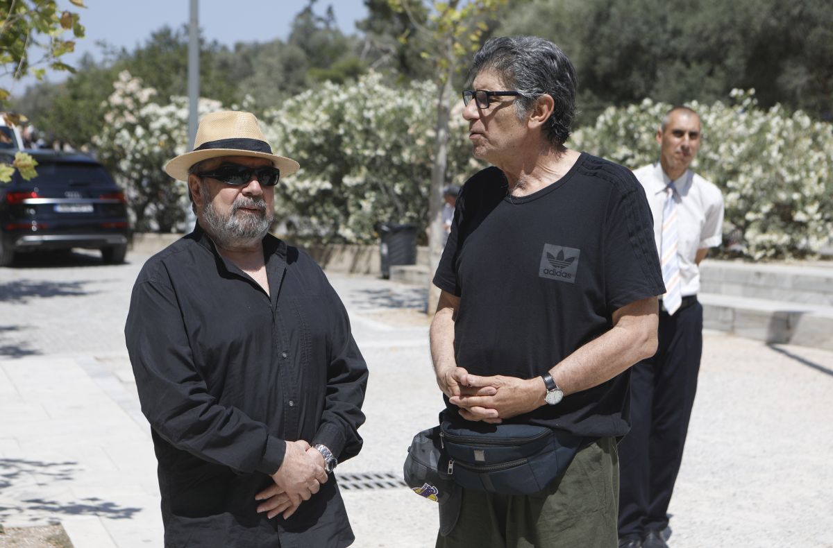 Τελευταίο αντίο στον Βασίλη Παπαβασιλείου