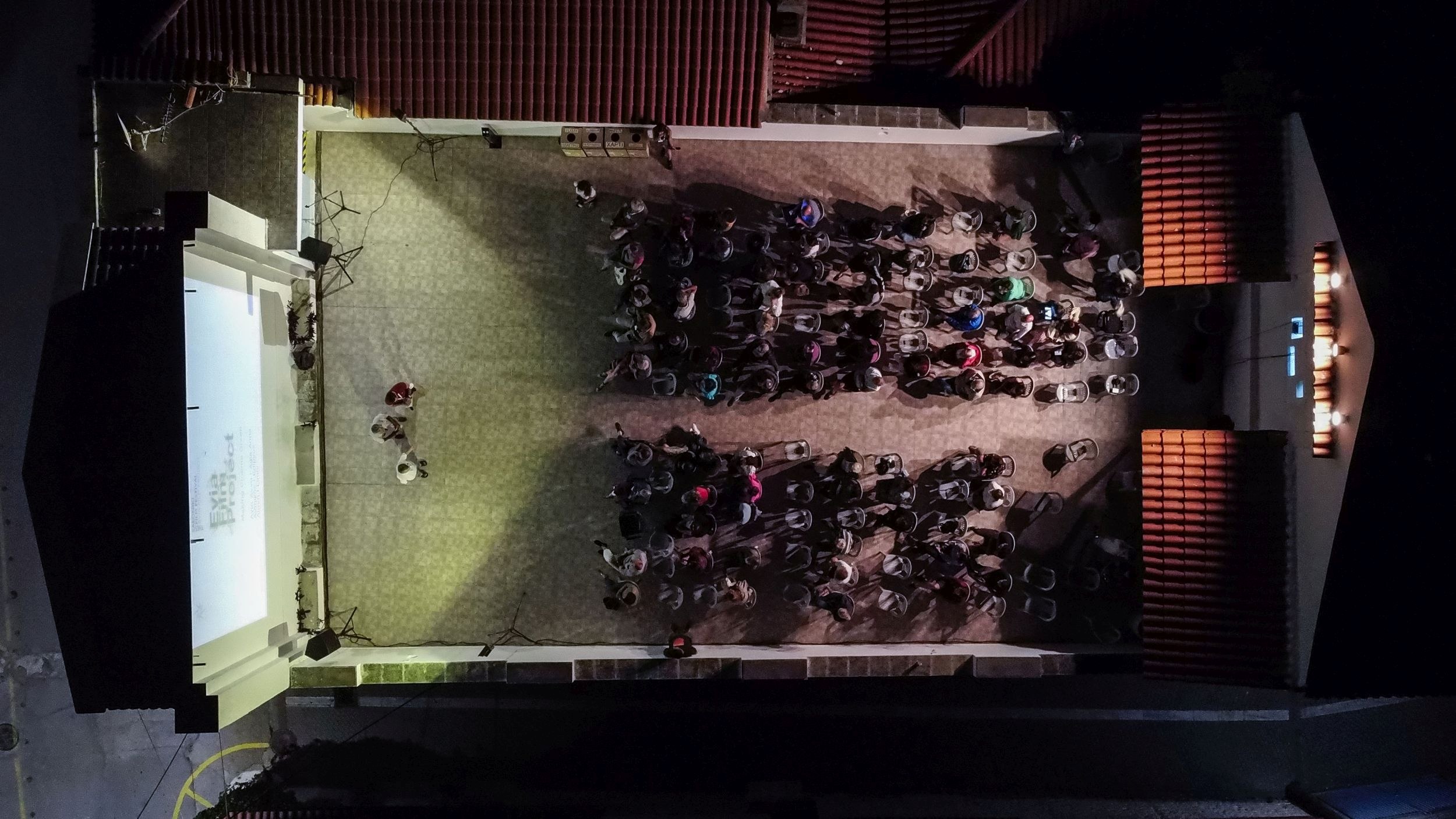 Πέντε φεστιβάλ και μία έκθεση για καλοκαιρινές αποδράσεις