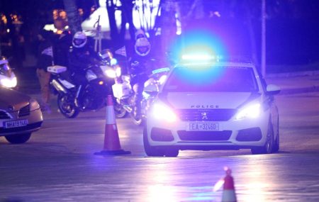 Οπαδικό επεισόδιο στο Περιστέρι με επιθέσεις σε τρία αυτοκίνητα