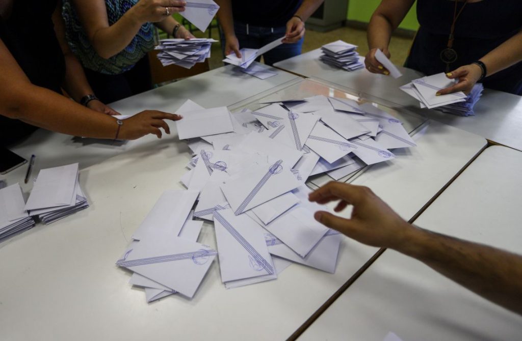 Άρωμα πρόωρων εκλογών «κατεβάζει» ο Βαρδάρης