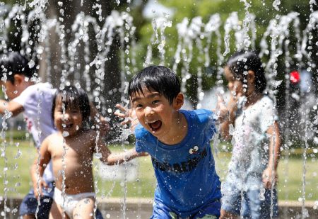 Ιαπωνία: Τρεις νεκροί από το κύμα καύσωνα, θερμοκρασίες ρεκόρ στη χώρα