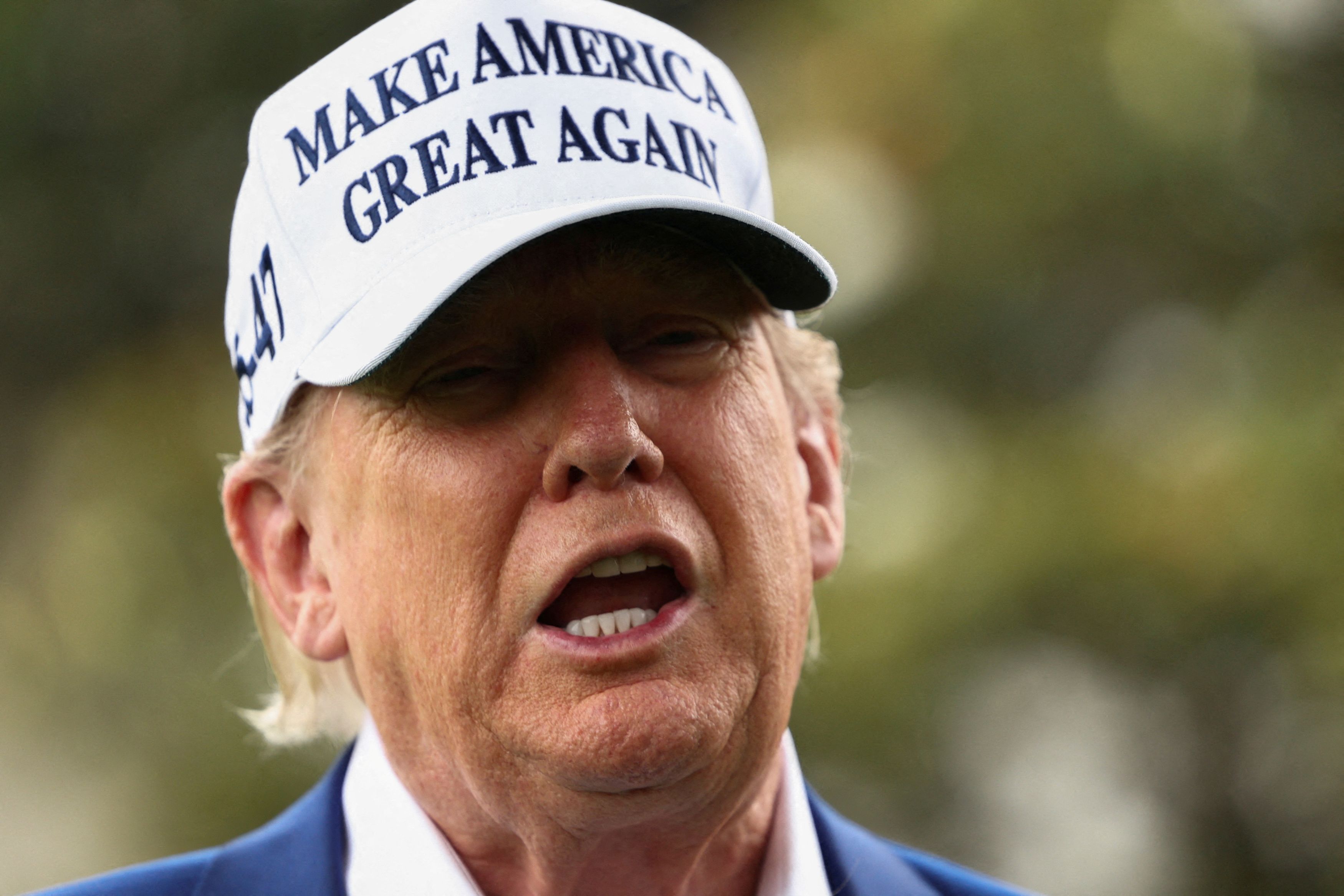 Ιράν: O Τραμπ ενέκρινε σχέδια επίθεσης εναντίον του σύμφωνα με τη WSJ