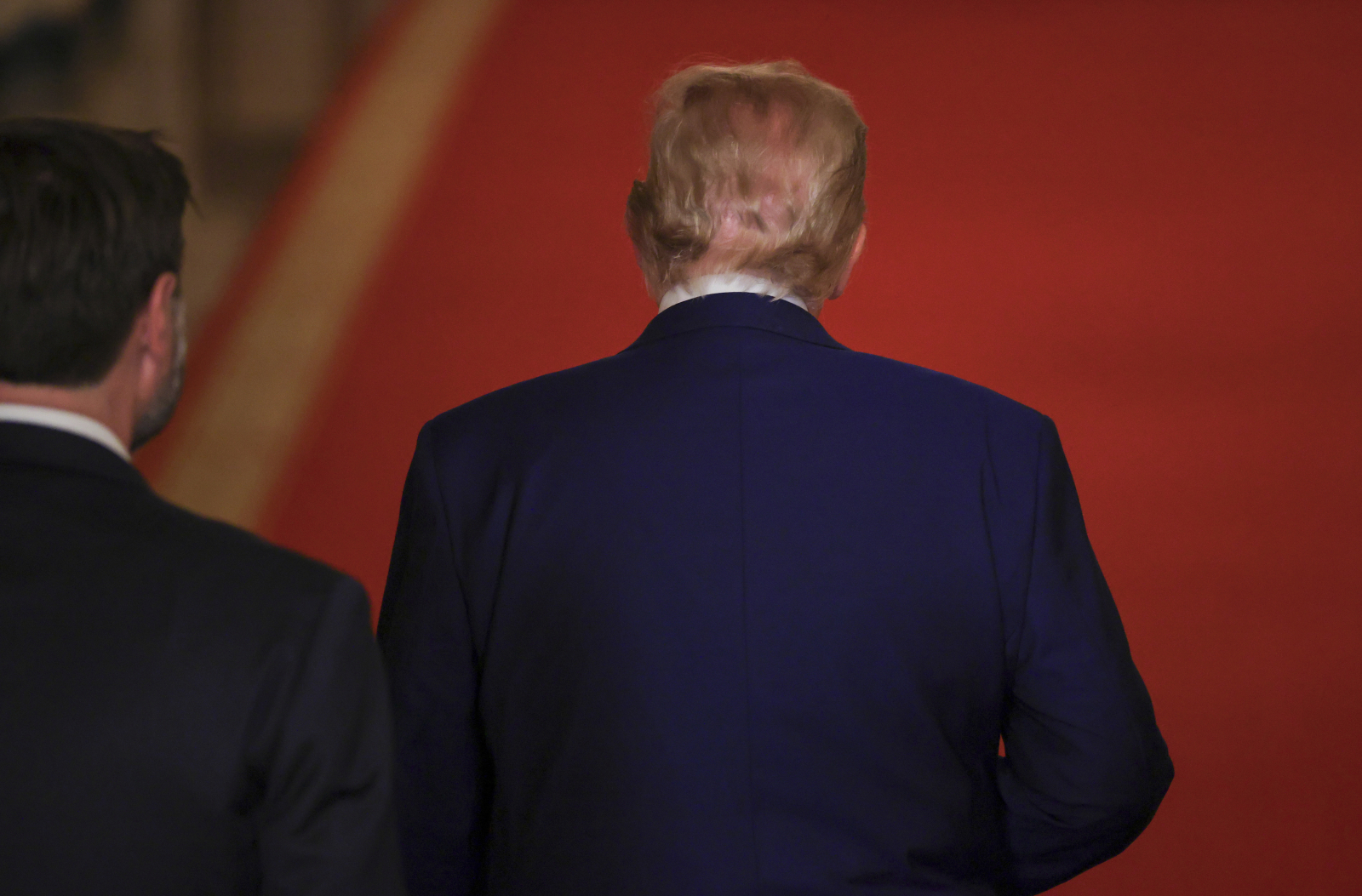 Επίθεση των ΗΠΑ στο Ιράν: Πώς ο Τραμπ έδωσε την τελική εντολή