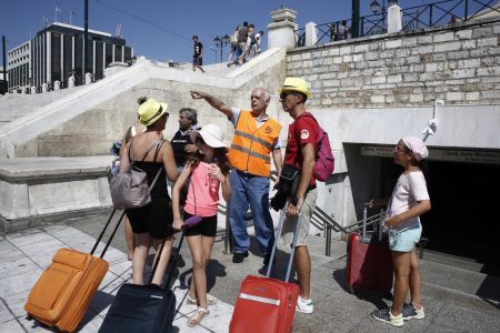 Μετρό Συντάγματος: Τι ώρα κλείνει το απόγευμα ο σταθμός και γιατί