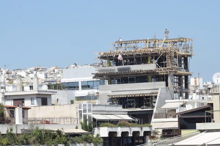 Μπόνους δόμησης: Παράταση προθεσμίας για τις οικοδομικές άδειες – Τι ισχύει για Μύκονο, Σαντορίνη