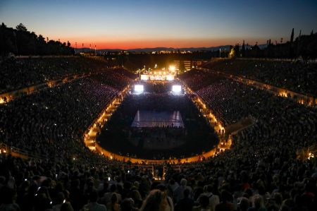 100 χρόνια Μίκης: Η μεγαλειώδης συναυλία στο Καλλιμάρμαρο για τον κορυφαίο σύνθετη