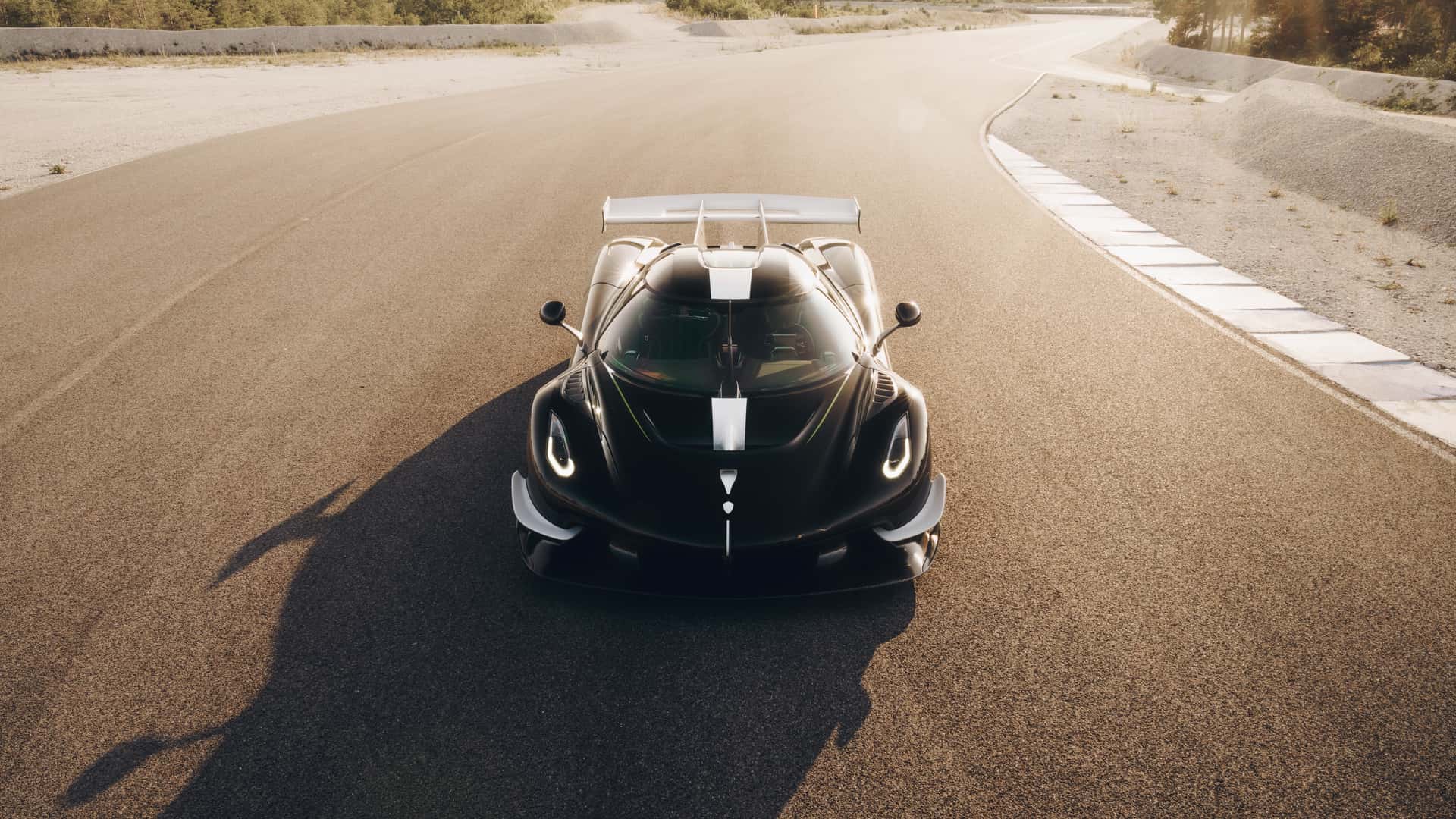 Koenigsegg Sadair Spear: Άλογο κούρσας