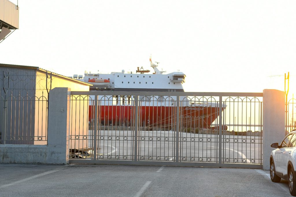 ΠΕΝΕΝ: Λήξη απεργίας σε Πάτρα και Ηγουμενίτσα – Ανοίγουν τα λιμάνια