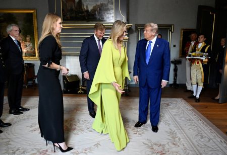 Χάγη: Όταν η βασίλισσα Μάξιμα κορόιδεψε τον Ντόναλντ Τραμπ