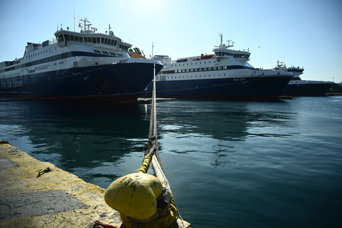 Σε ισχύ το απαγορευτικό απόπλου: Ακυρώσεις και τροποποιήσεις δρομολογίων