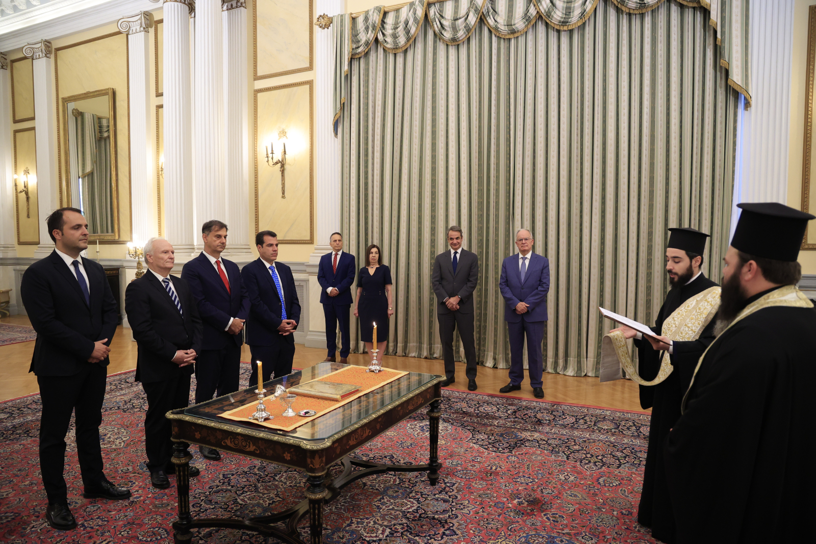 Ορκωμοσία των νέων μελών της κυβέρνησης μετά τις παραιτήσεις για το σκάνδαλο στον ΟΠΕΚΕΠΕ