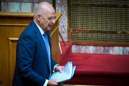 Ποιοι θέλουν να κατεβούν από το τρένο