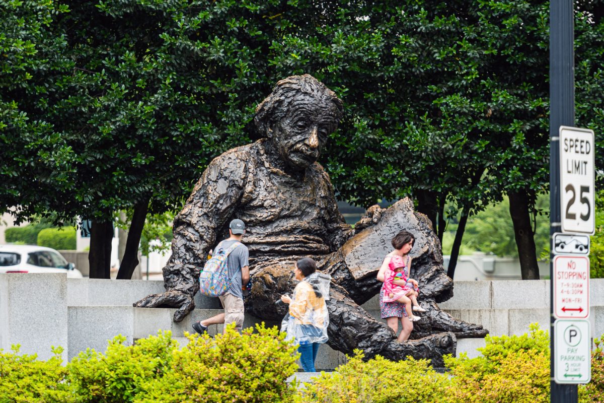 Η ανεξιχνίαστη δολοφονία της οικογένειας Αϊνστάιν – Φως στην ξεχασμένη βεντέτα των Ναζί