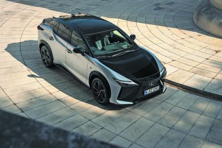 Lexus RZ: Κύρος και ουσία