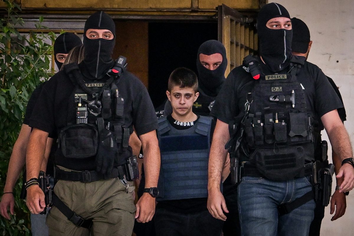 Πέρα από το κακό