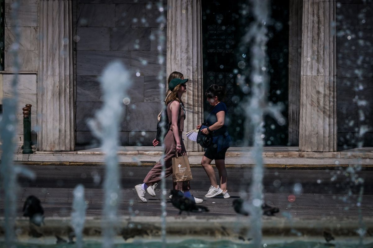 Καύσωνας: Πέμπτη και Παρασκευή οι πιο δύσκολες μέρες