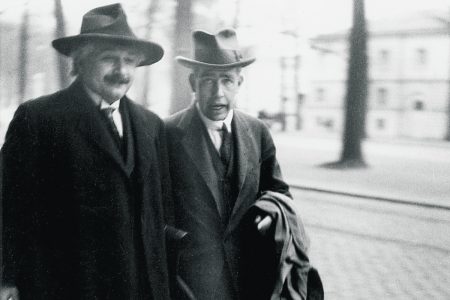 Εξι βιβλία εκλαϊκευμένης επιστήμης για το καλοκαίρι