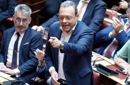 Τηλεφώνημα Φάμελλου σε Κακλαμάνη για τα ΕΛΤΑ