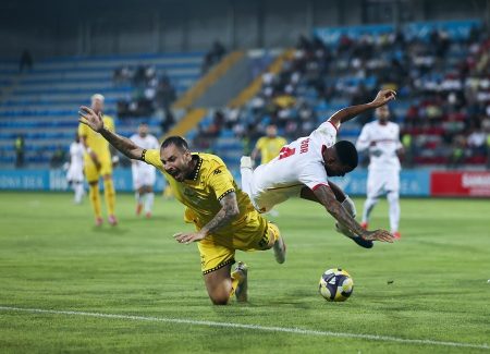 Αράζ – Άρης 2-1: Ηττα για τους κιτρινόμαυρους με ανατροπή