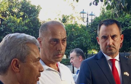 «Πόρτα» στον Χαρίτση στο Προεδρικό για τον Παλαιστίνιο συνοδό – Αποχώρησε από τη δεξίωση