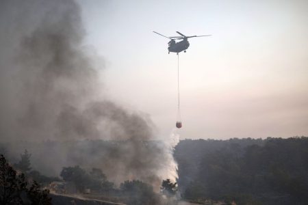 Φωτιά στην περιοχή Μικρά Σάντα Ημαθίας