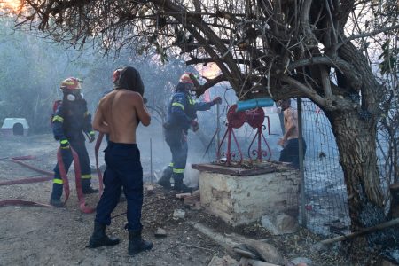 Φωτιές τώρα: Η ενημέρωση της Πυροσβεστικής