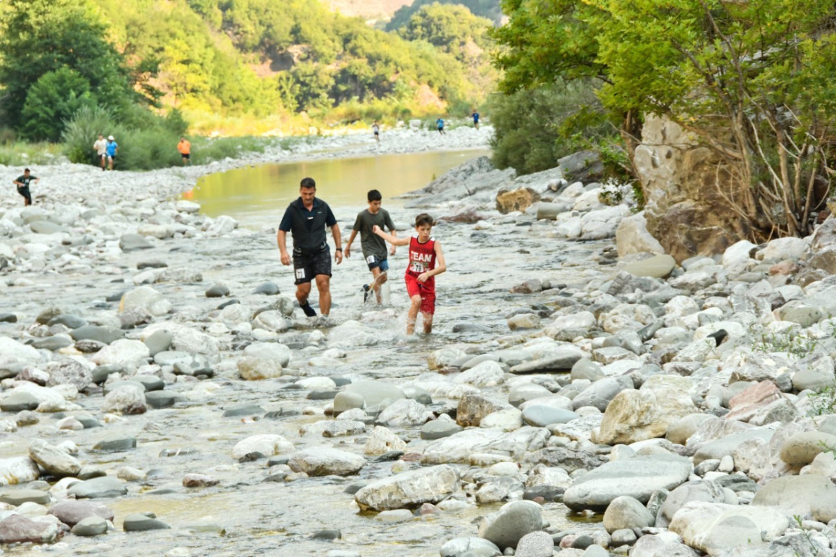 Παραποτάμια 2025: Η «must» αυγουστιάτικη εναλλακτική πεζοπορία στην Ευρυτανία