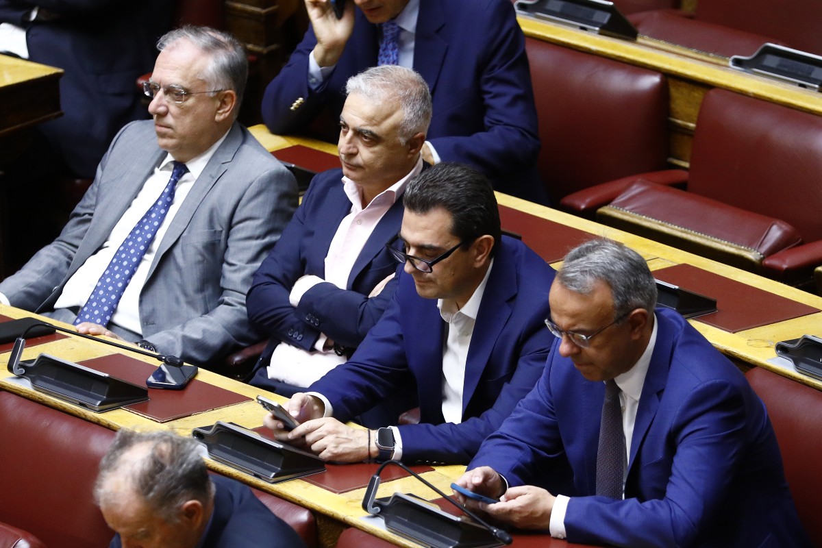 «Θα αντέξουμε;» – Το αγωνιώδες ερώτημα των «γαλάζιων»