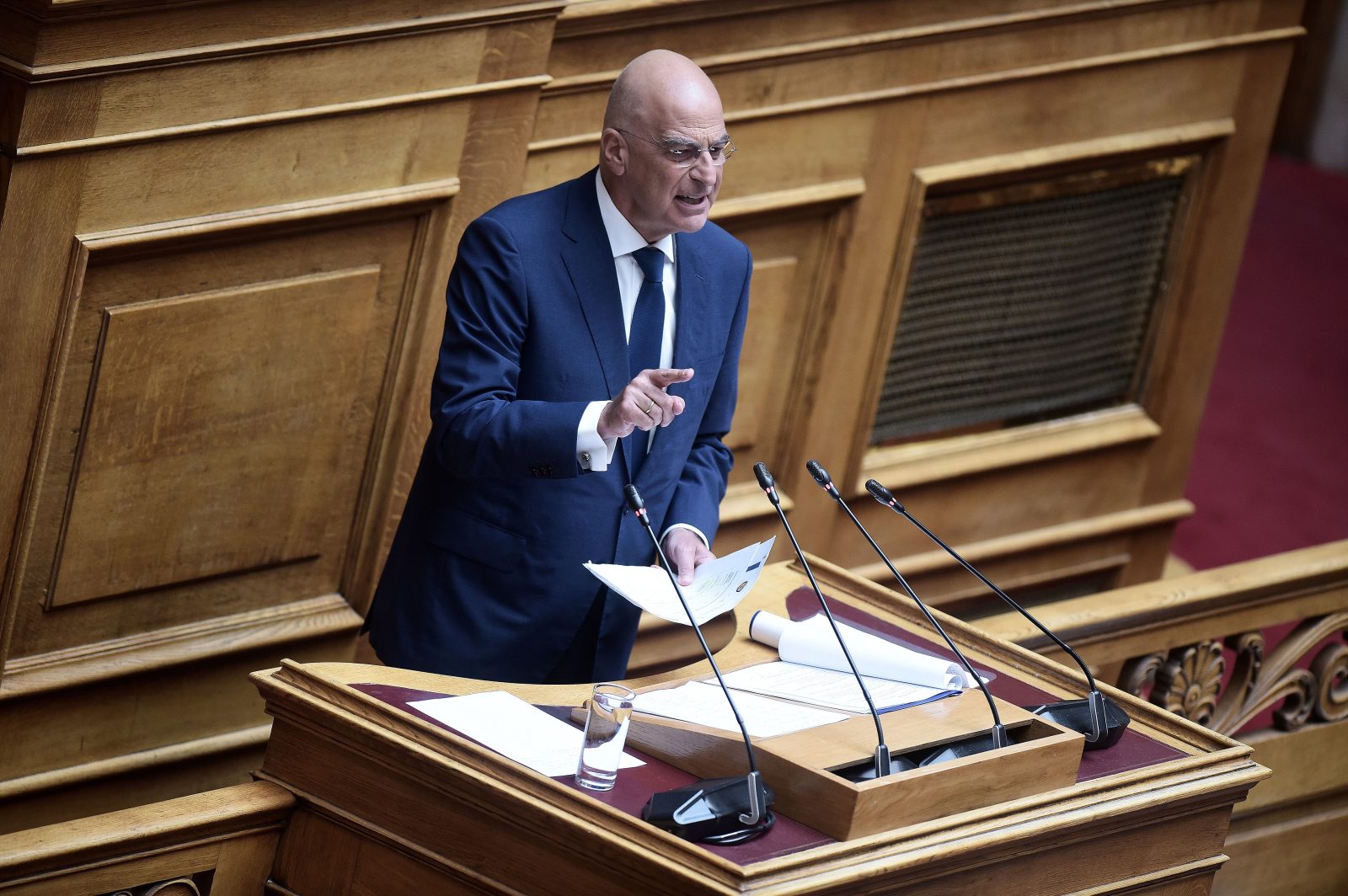 Το Βήμα Σήμερα Podcast: Οι στρατιωτικές μεταρρυθμίσεις Δένδια και η ένταξη της Ελλάδας στο SAFE